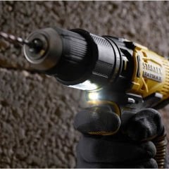 Stanley 18v SCD718D2K 2.0AH V20 Çift Akülü Darbeli Matkap