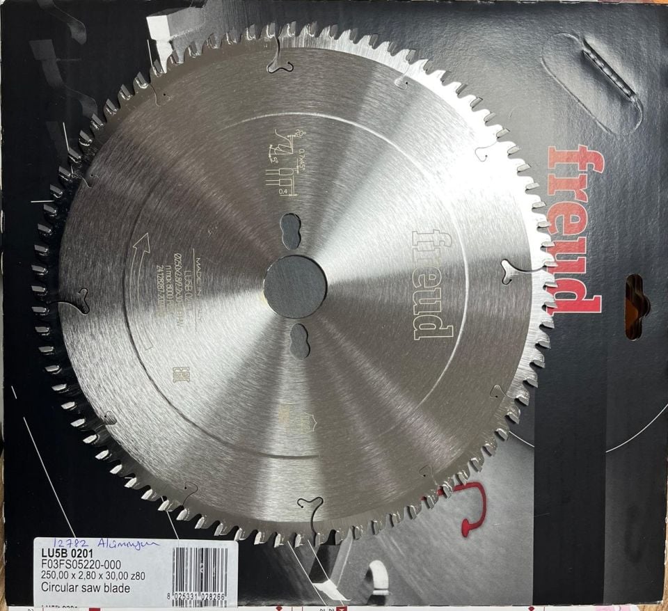 Freud Daire Testere Bıçağı Alüminyum 250x2,8x30xZ80 Lu5b0201