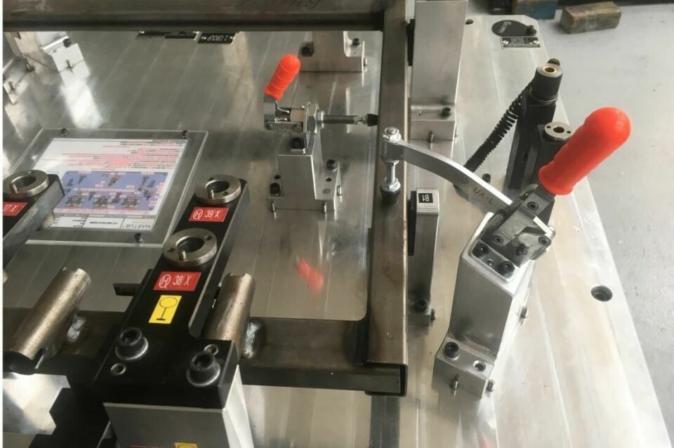 Yatay Taban Klemp  16014Y İtme Çekme Çırak