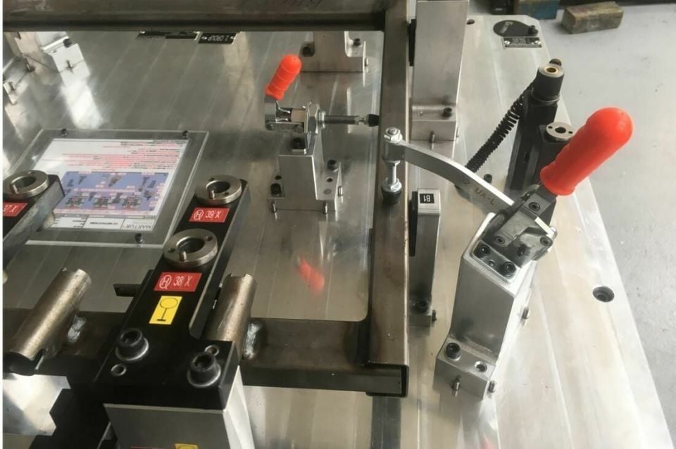 Yatay Taban Klemp  16012Y İtme Çekme Çırak